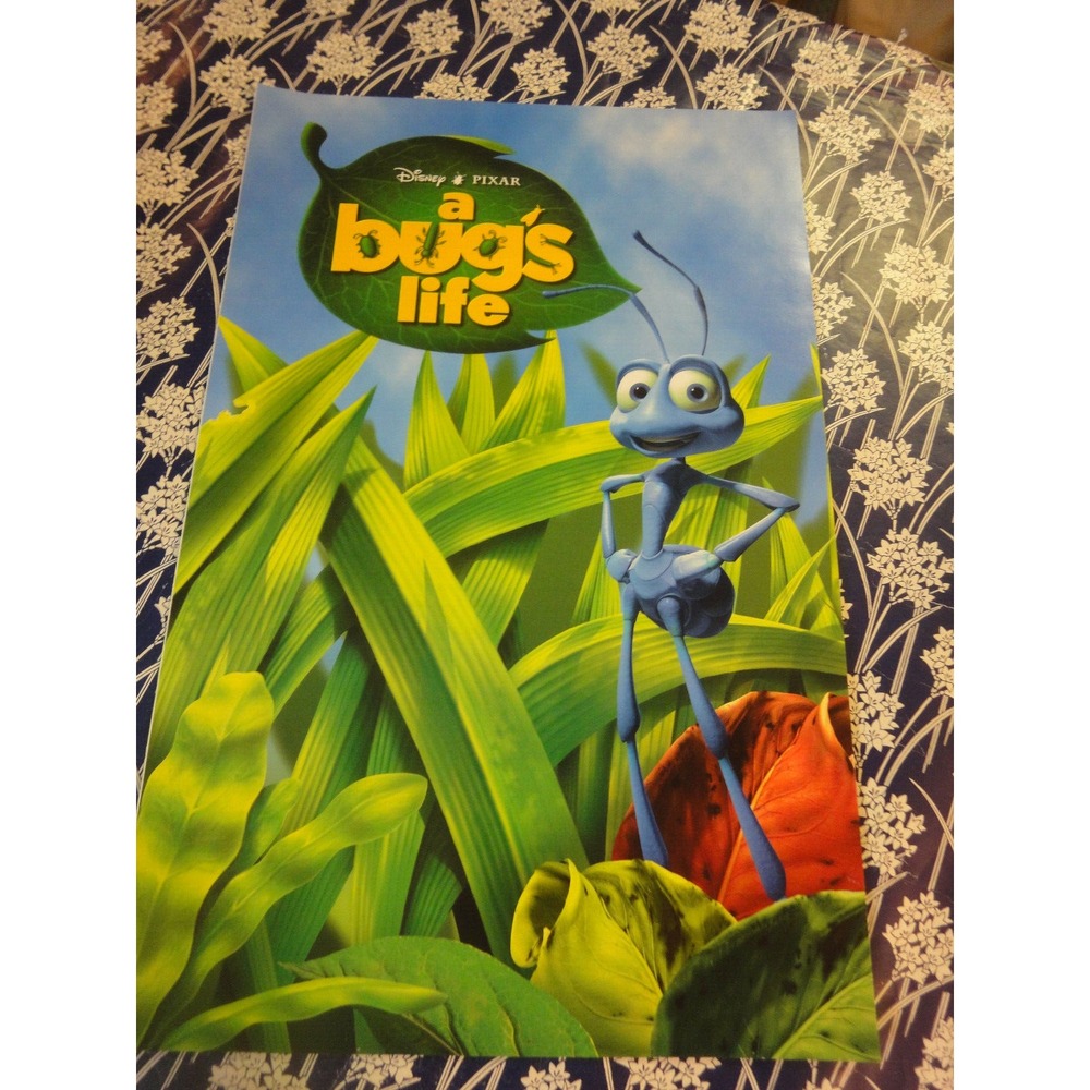 Walt disney world Eyes & ears cast member exclusive A bugs life full color cover